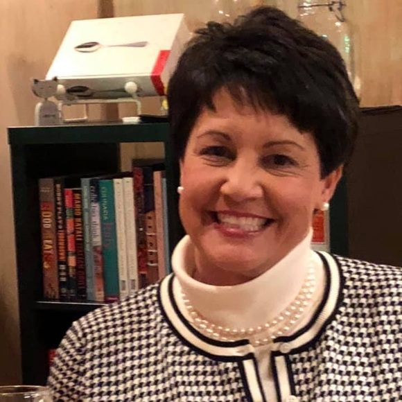 Meet your Posher, Barbara - Picture 1 of 1